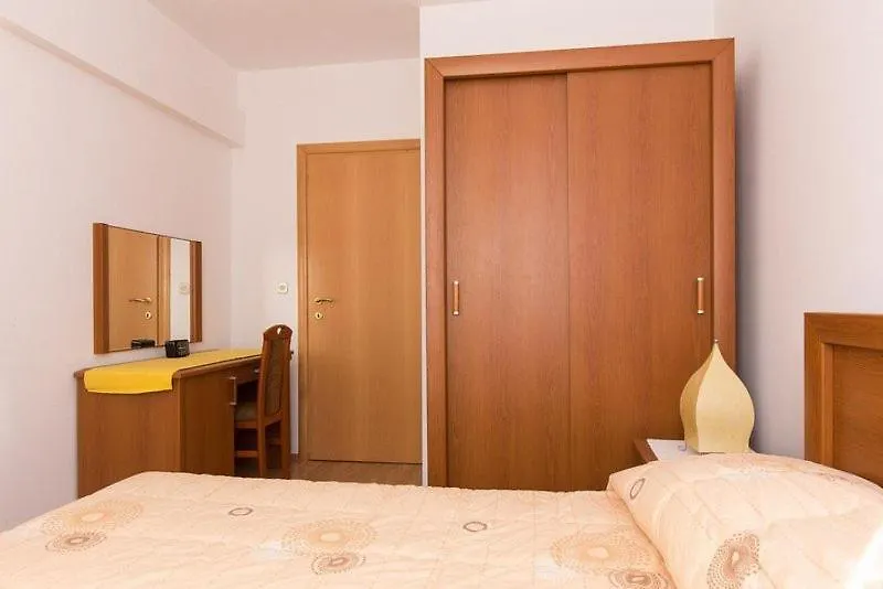 Marija F4 Apartment Krk Town