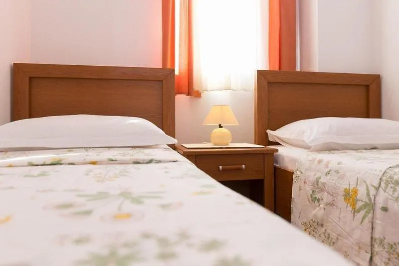 Marija F4 Apartment 克尔克 克罗地亚